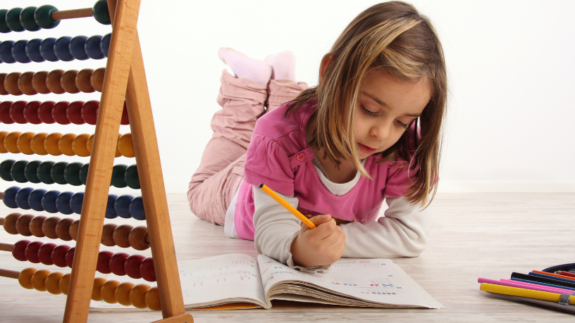 Sérgio Bento De Araújo explica como a aprendizagem adaptativa transforma a matemática por meio de roteiros inteligentes e plataformas eficientes.