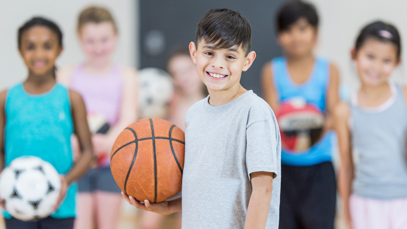 A relação entre esportes e educação ganha novos olhares a partir das reflexões de Sérgio Bento De Araújo sobre como a prática esportiva contribui para disciplina, inclusão e desenvolvimento acadêmico.
